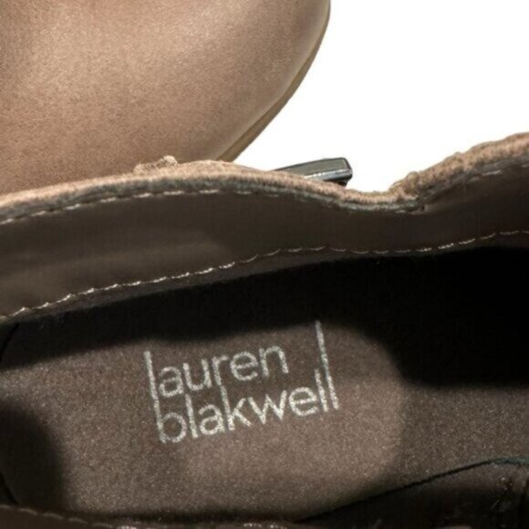 NEW Lauren Blakwell "Stacie" Taupe  Low Heel Zip Ankle Everyday Casual Boots 7.5 - Picture 10 of 11